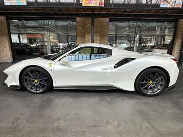 صورة 10 لـ 2020 Ferrari 488 PISTA