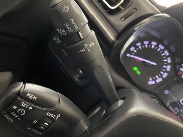 Bild 21 Citroën C3 PureTech 1.2 Shine Automatik/LED/Regen+Licht