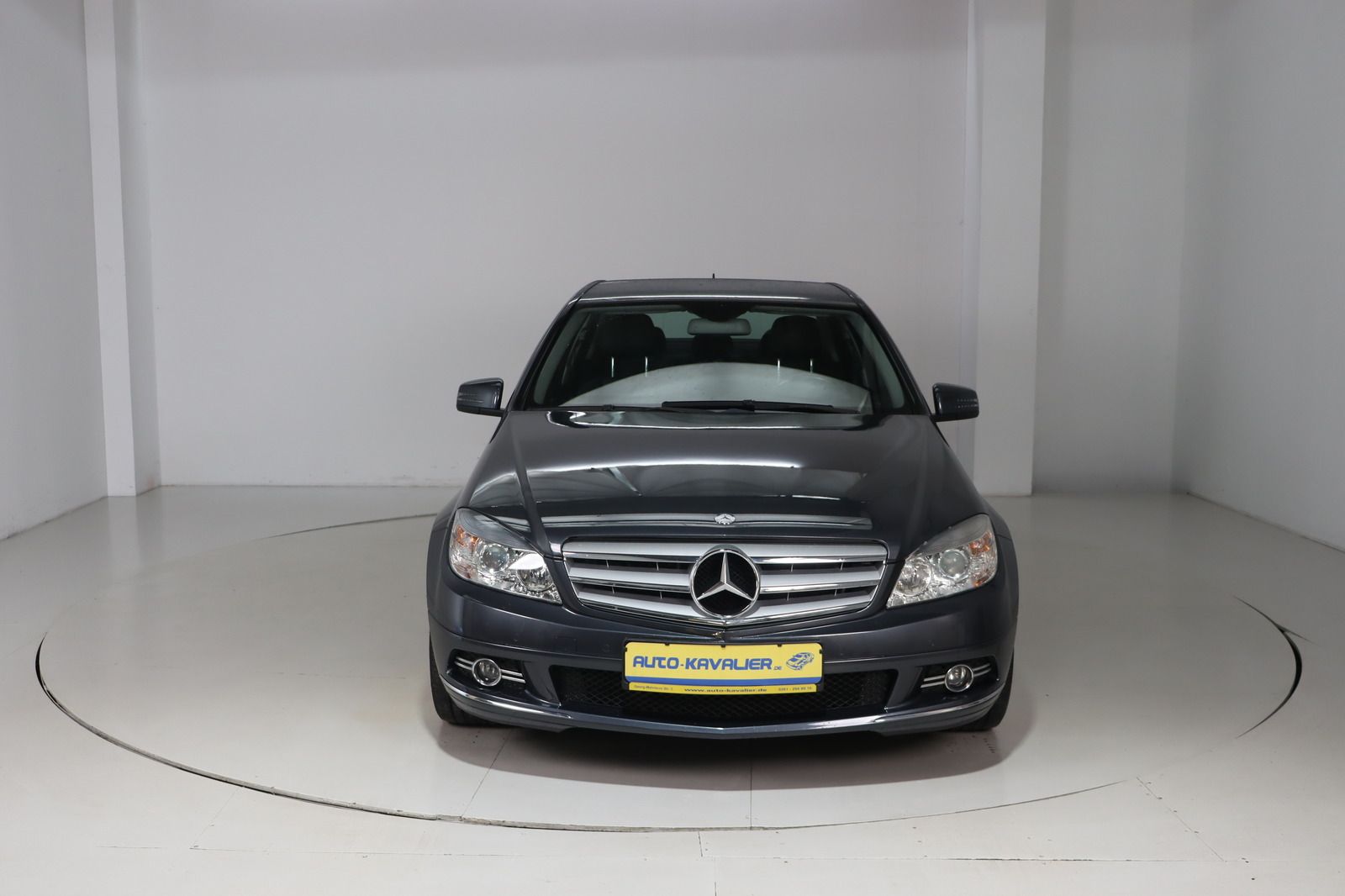 Fahrzeugabbildung Mercedes-Benz C 180 KOMPRESSOR HU/AU 02.27