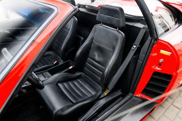 صورة 10 لـ 1993 Ferrari 348