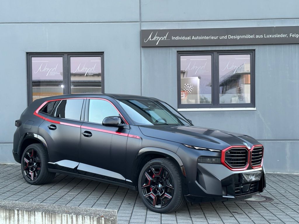 BMW XM