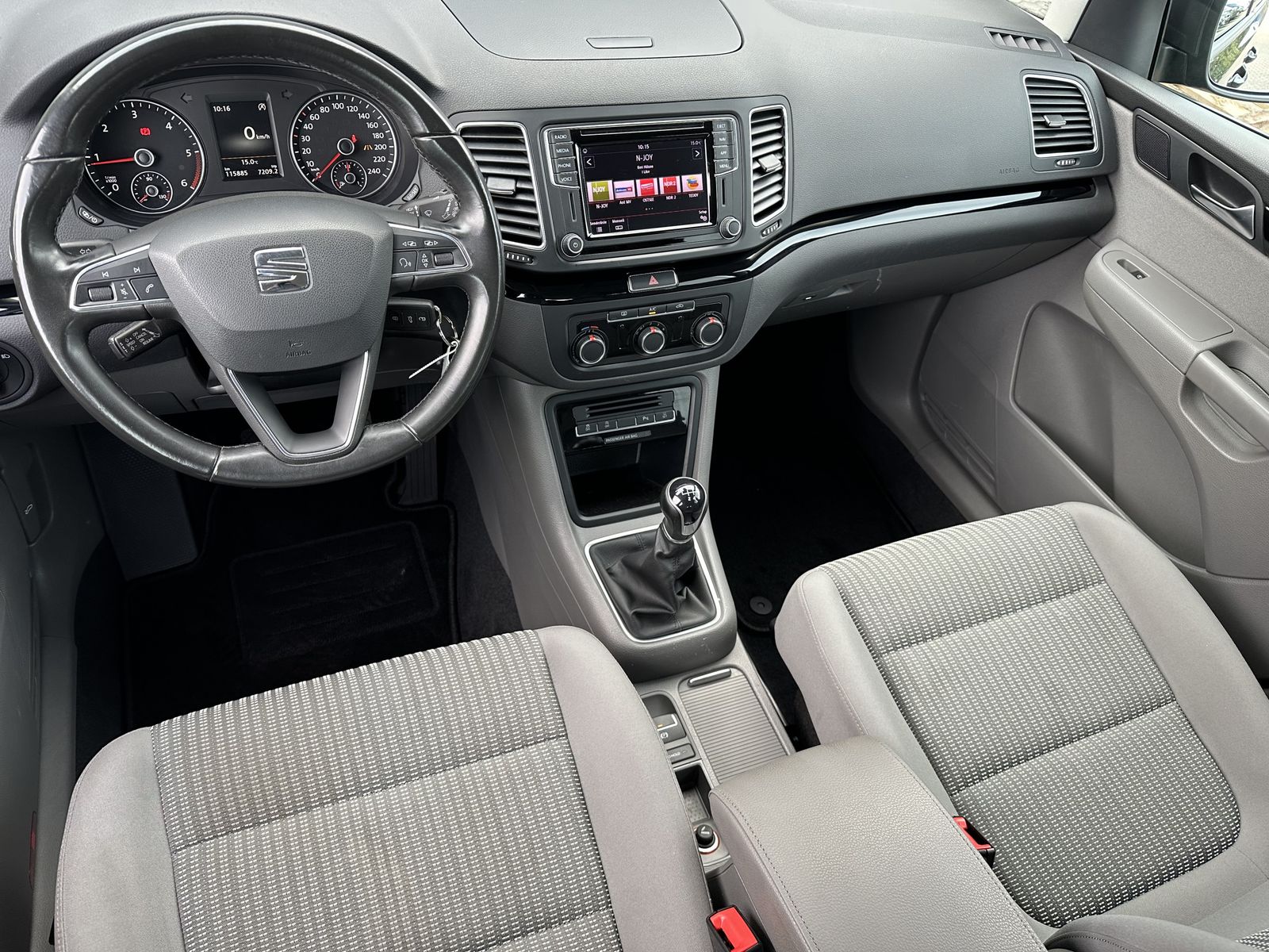 Fahrzeugabbildung SEAT Alhambra 2.0 TDI Ecomotive Style NAV+AHK+KAMERA