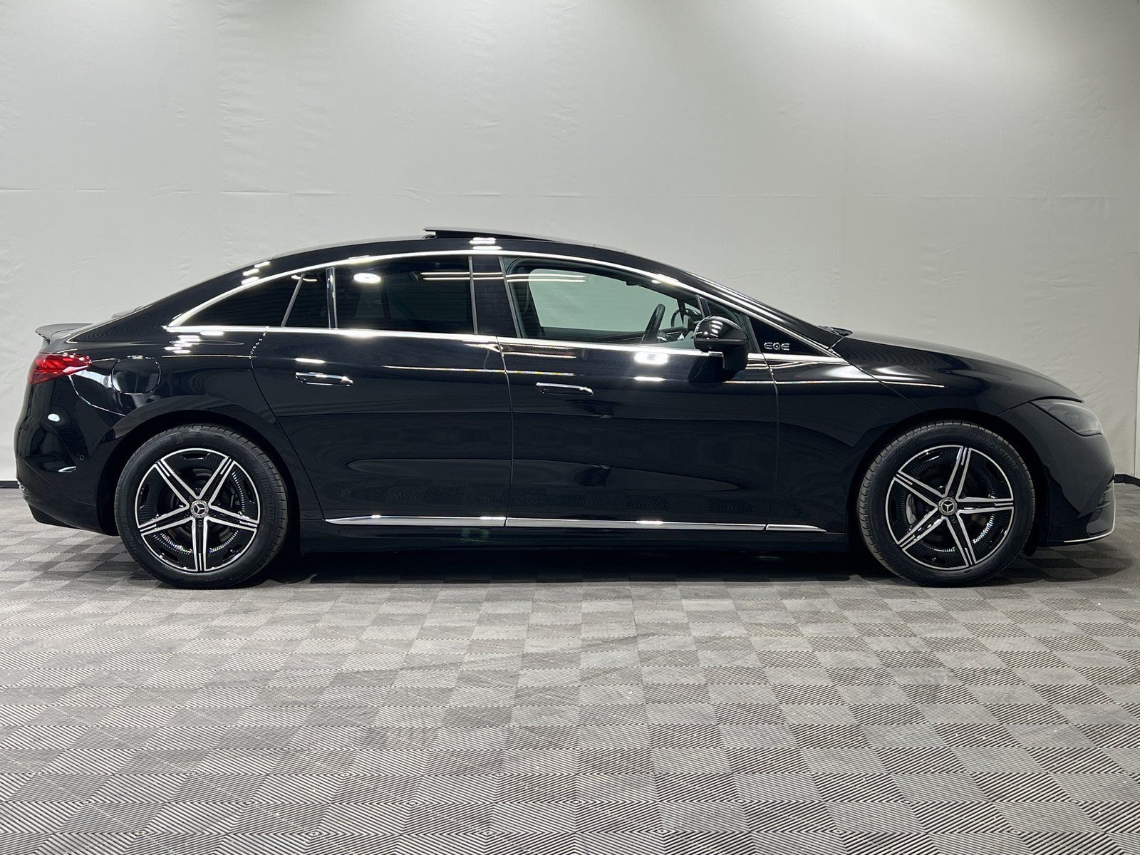 Mercedes-Benz EQE 500 4M AMG Premium Airmatic+PANO+22KW+4,5°HA foto 10