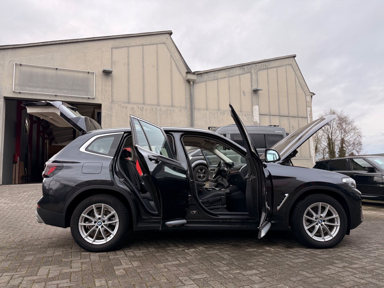 BMW X3 xDrive 20 d LEDER NAVI AUTOMATIK NEUES MODELL foto 17