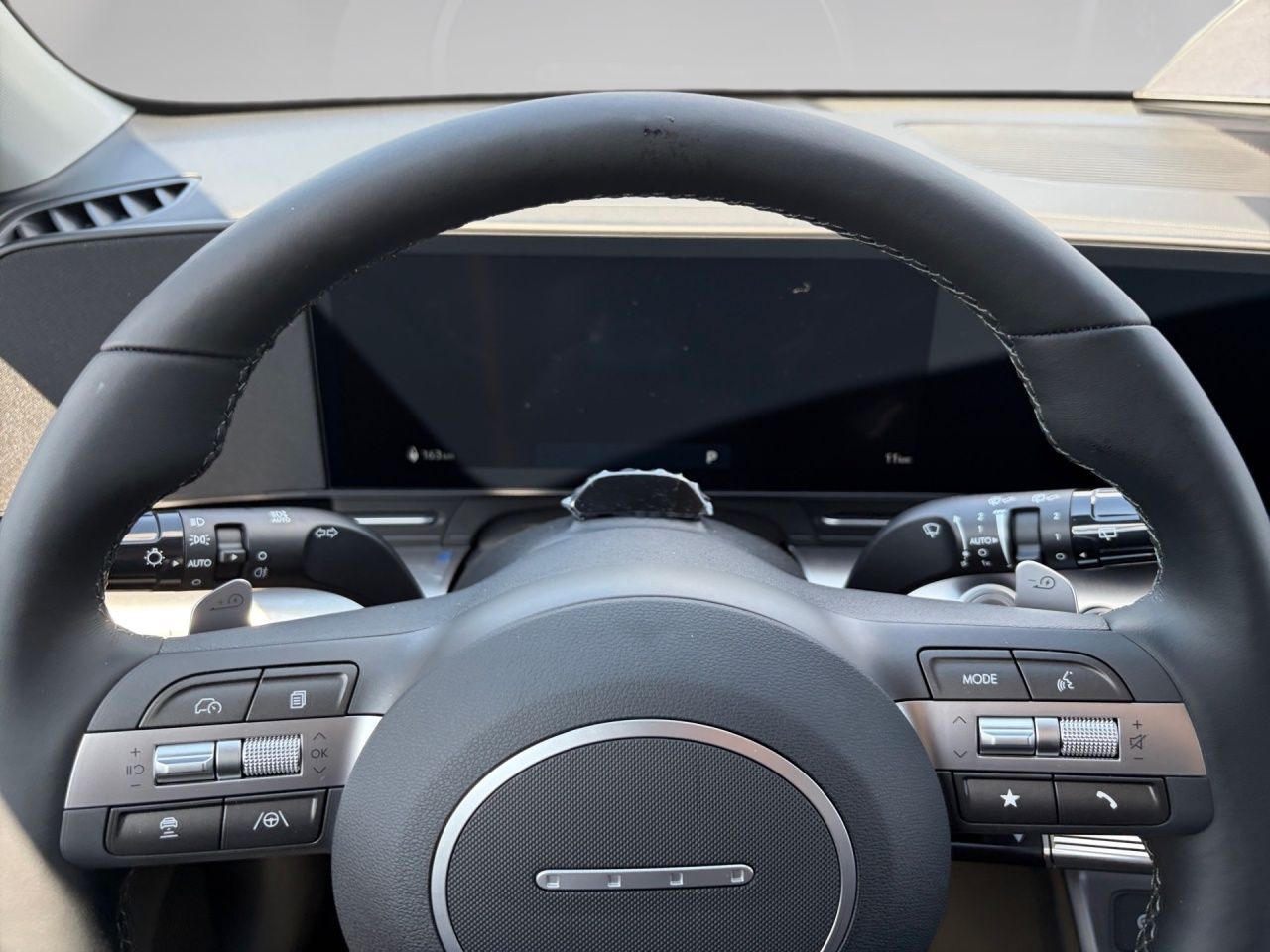 Fahrzeugabbildung Hyundai KONA TREND 2xKlima 360 ACC AUT Akustikglas Kam.