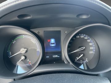 Toyota C-HR - 11
