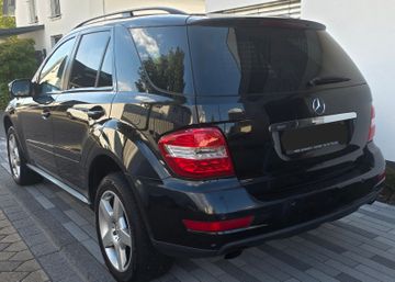 Mercedes ML 300 - 7
