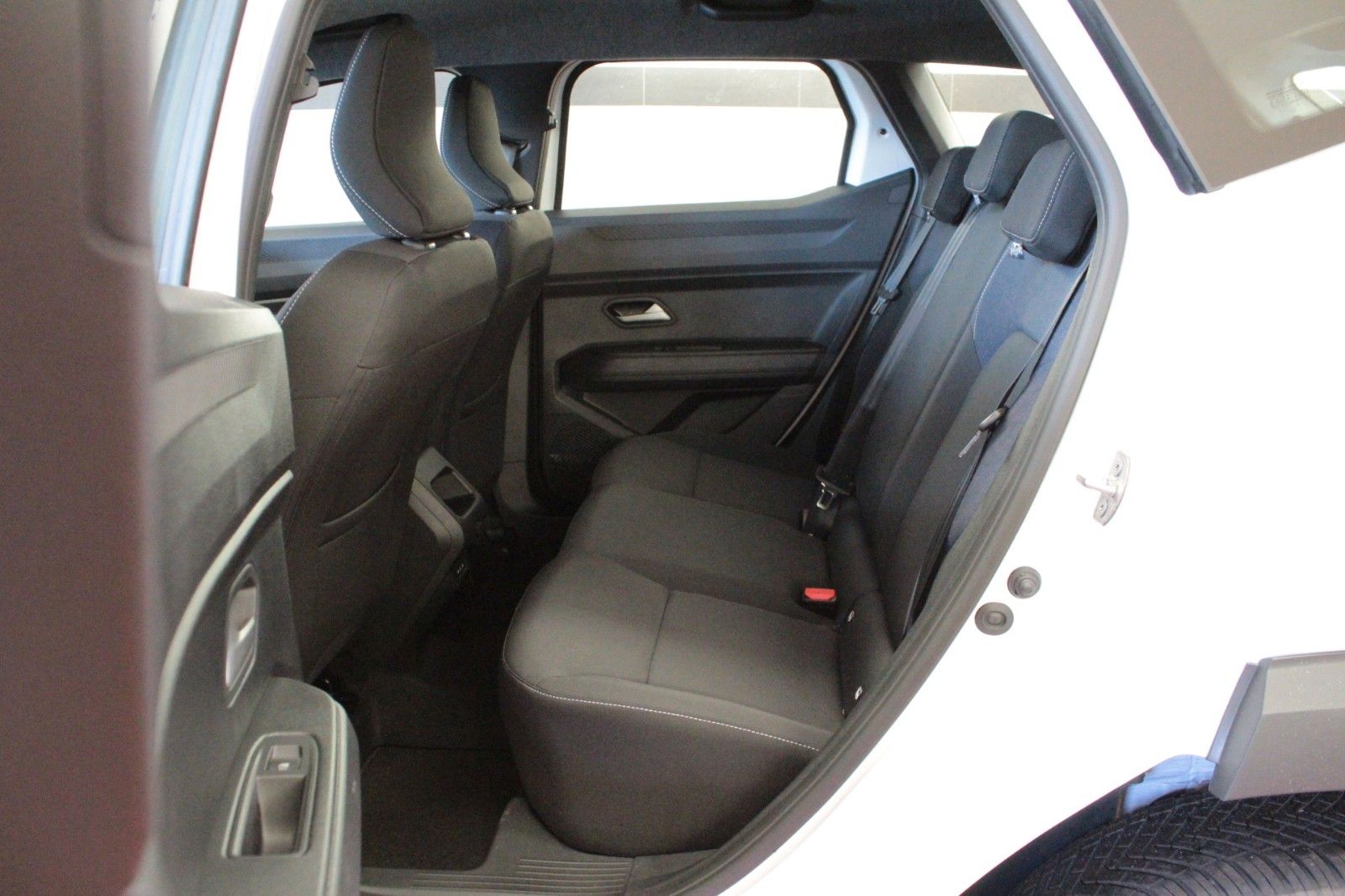 Fahrzeugabbildung Dacia Duster mild hybrid 130 4x4 Expression *Winterp.*