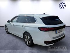 VW Passat 1.5 TSI eHybrid Business Bluetooth Navi
