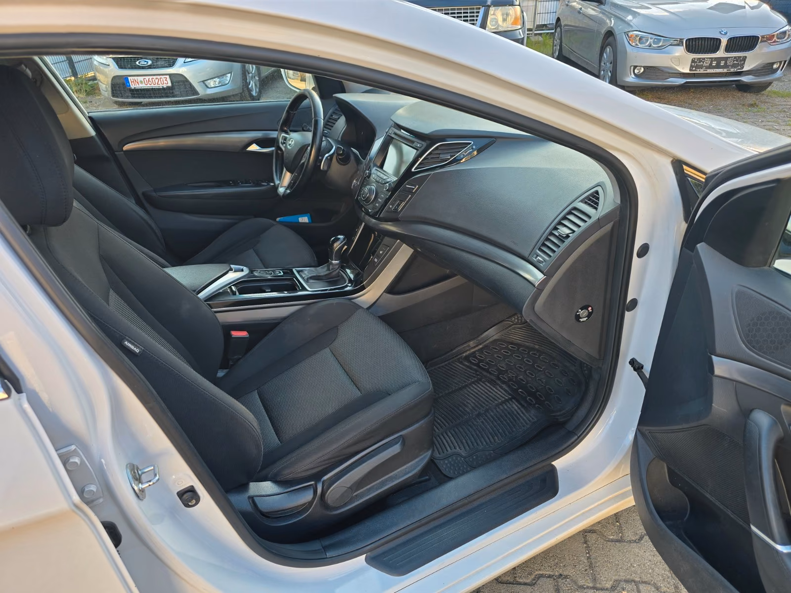 Hyundai i40 2014 — photo 12