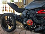 Ducati Diavel 1260S Dark Stealth schwarz / Rot - DUCATI DIAVEL 1260 S