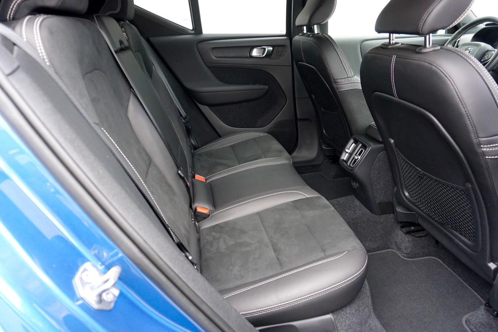 Volvo XC40 R Design 1Hd|HK|LED|KAM|BLIS|Keyless|MEMORY