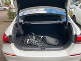 Mercedes-Benz 250e Limousine - Mercedes-Benz 250: Limousine