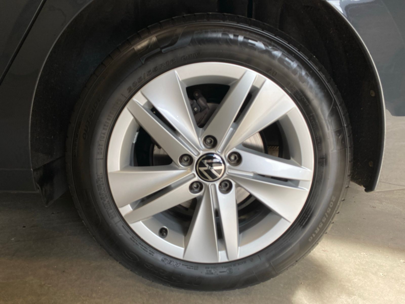 Volkswagen Golf - Bild 4