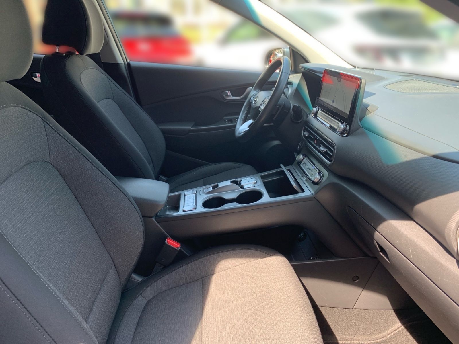 Fahrzeugabbildung Hyundai KONA Trend Elektro 64 kWh Navi Assistenz-Pak. 1H