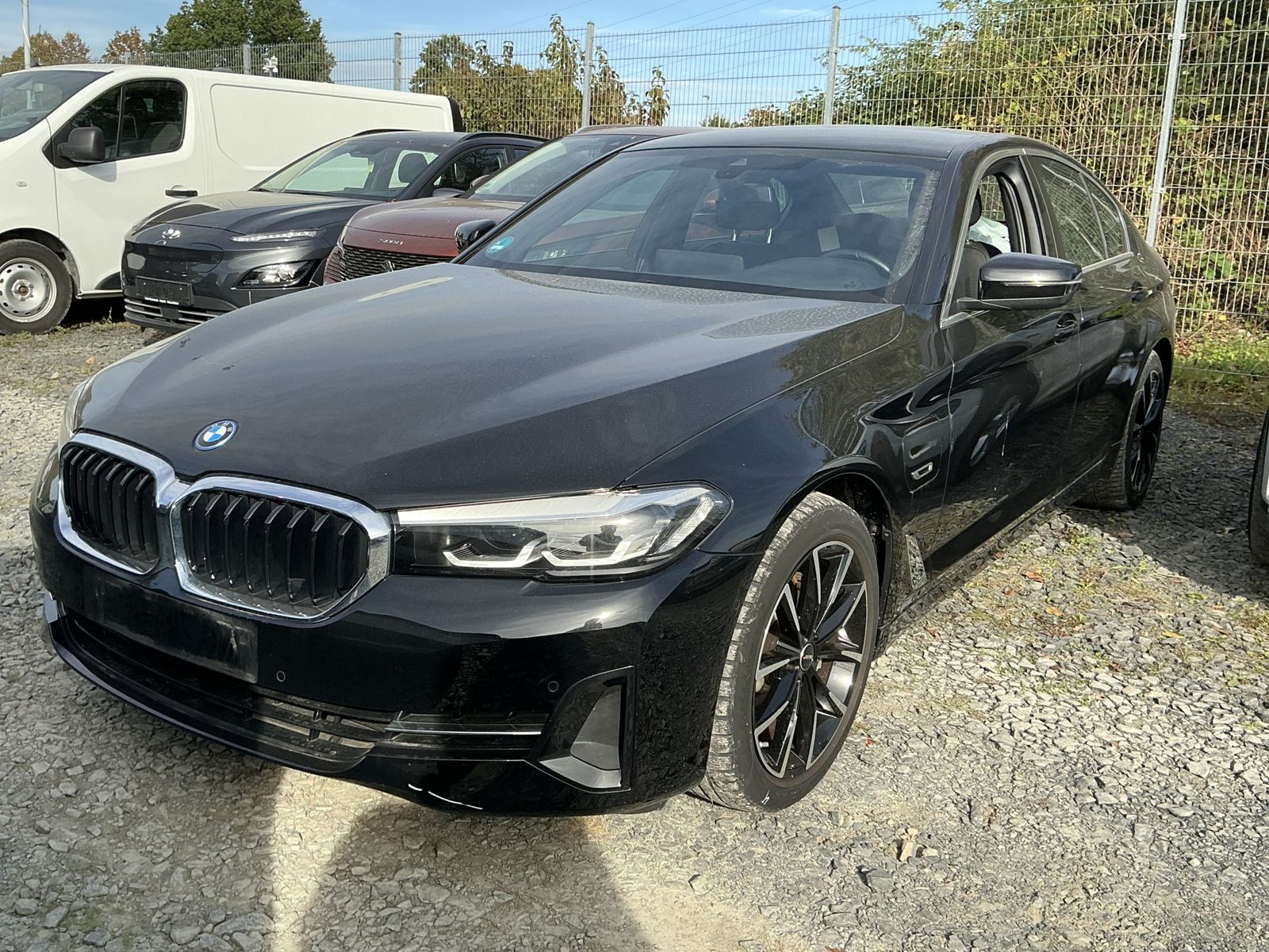 BMW 530 e Leder R.Cam Navi dig.Cockpit SHZ LED DAB 