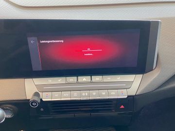 Bild 19 Opel ASTRA GS AHK AGR INFOTAINMENTPAKET