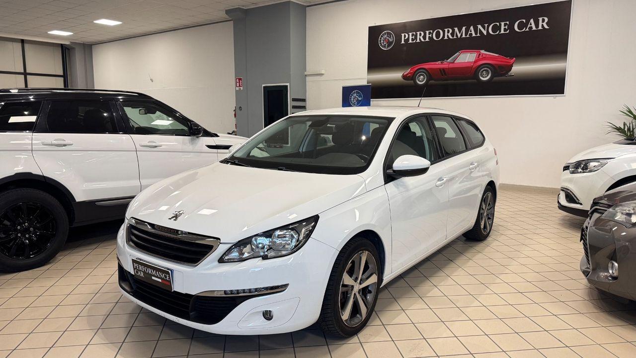 Peugeot 308, 2015