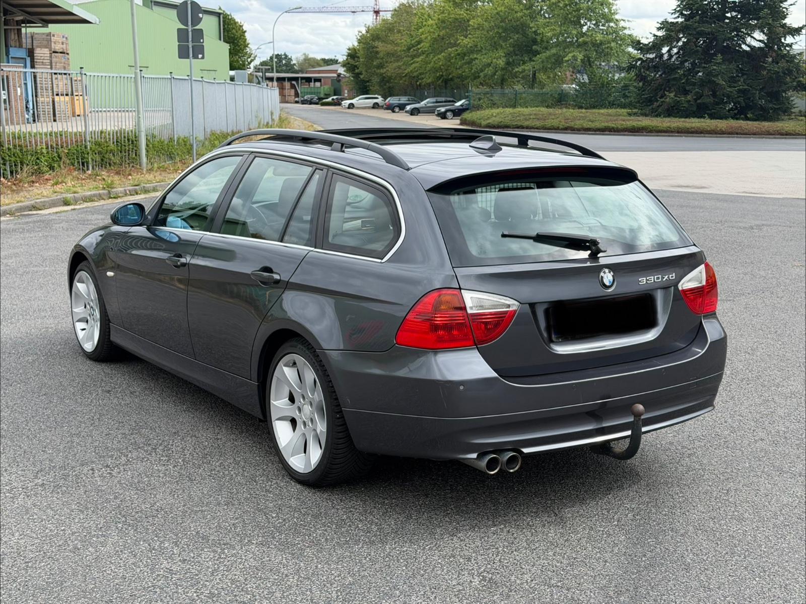 BMW 330 2006 — photo 5