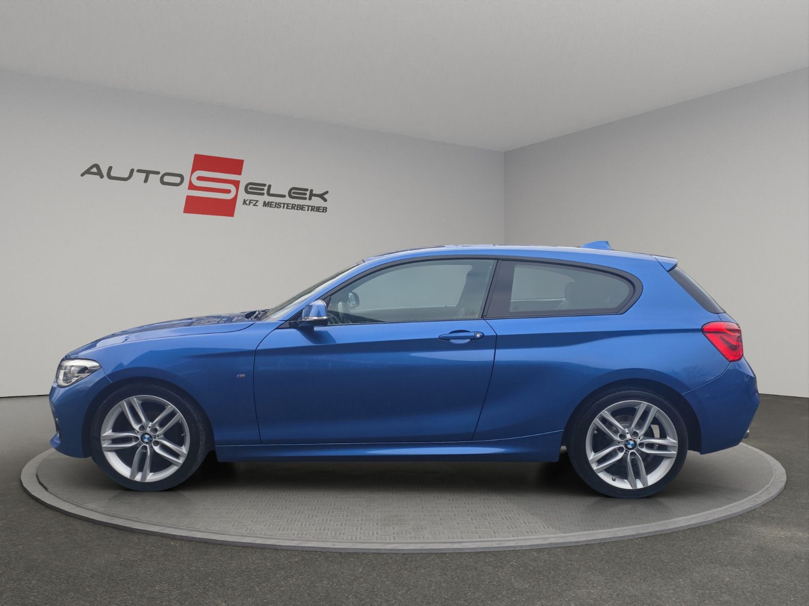 Fahrzeugabbildung BMW 118d M Sport Navi Leder Tempomat PDC
