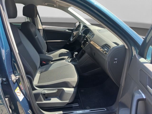 Volkswagen Tiguan 1.5 TSI DSG ACTIVE AHK NAVI PDC SITZHZG foto 4