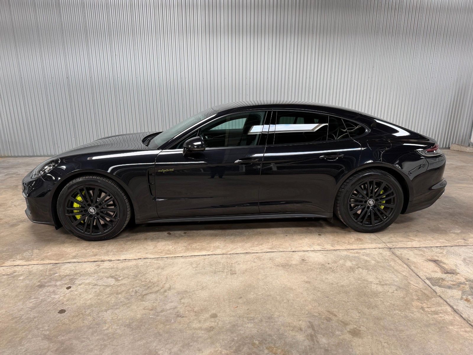 Porsche Panamera 4 E-Hybrid *B2B € 41.000 NETTO*
