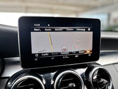 MERCEDES-BENZ C 250 T CGI*LED*Comand*PTS*Sitzh.