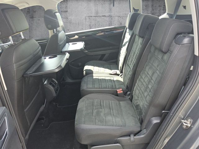 Touran Highline 2.0 l TDI 7 Sitze AHK Navi