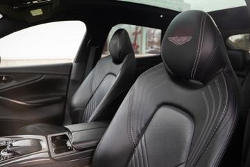 صورة مصغرة 15 لـ 2020 Aston Martin DBX