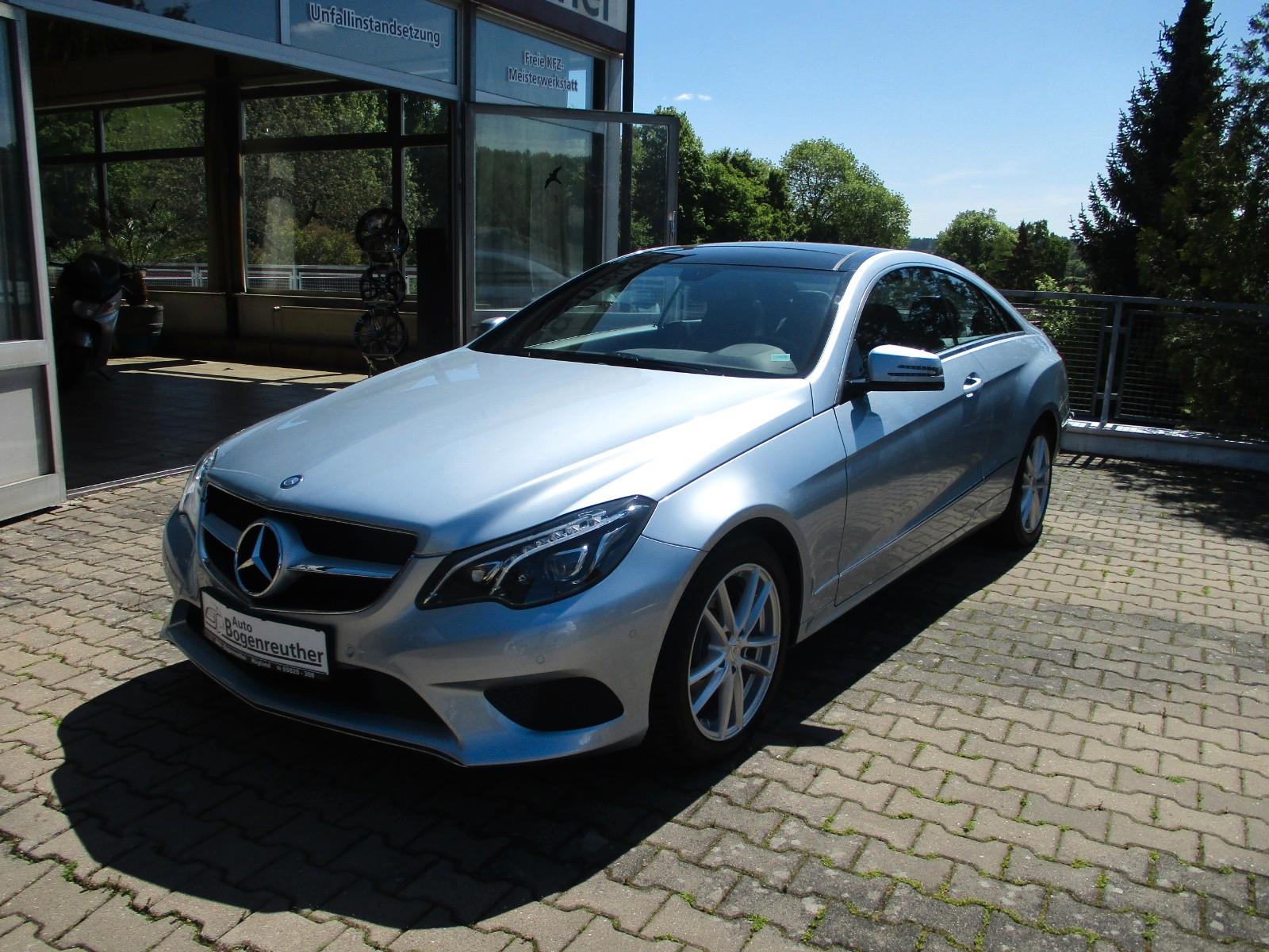 Mercedes-Benz E -Klasse Coupe E 250+LED+Leder+Panorama