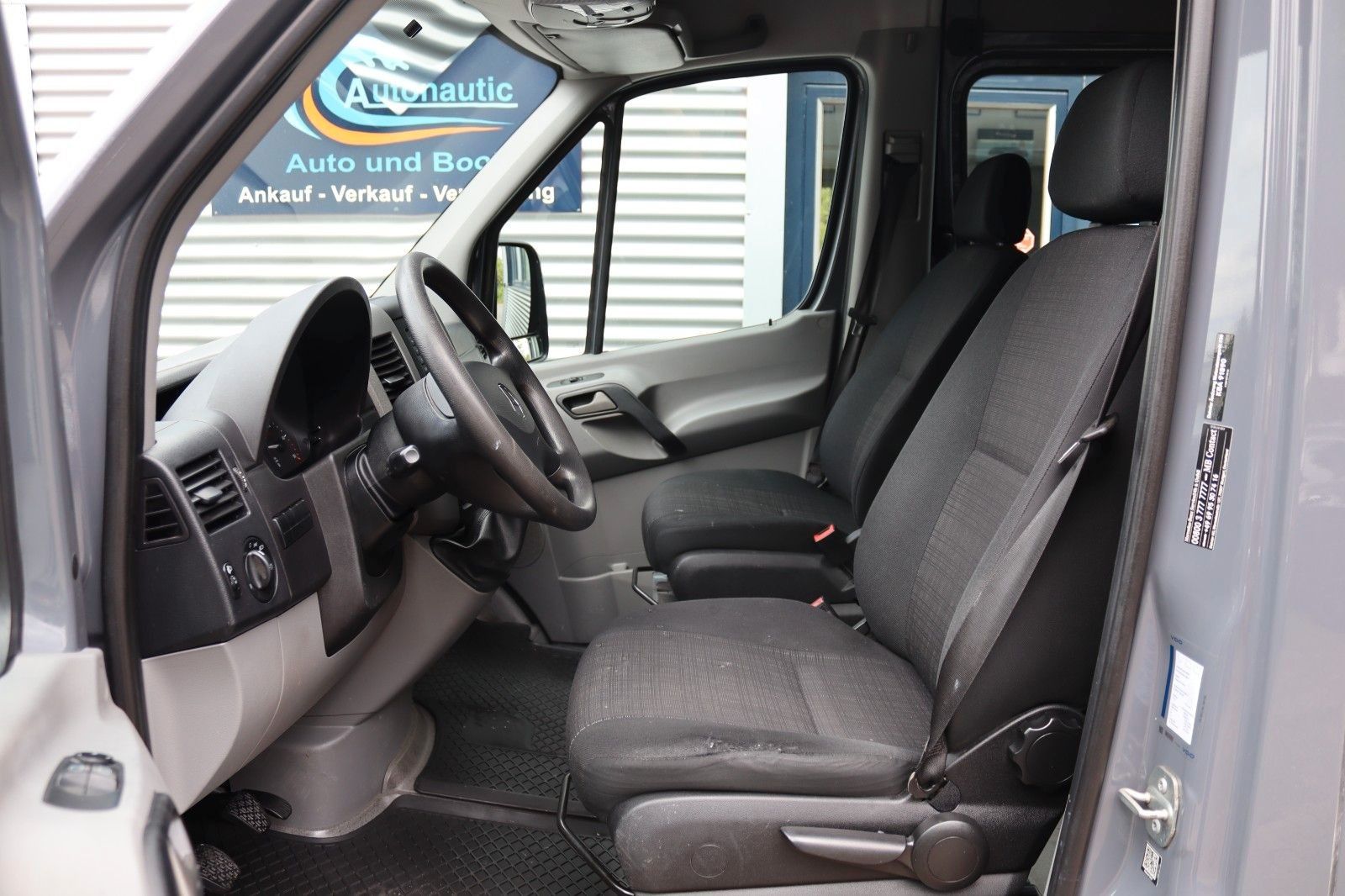 Fahrzeugabbildung Mercedes-Benz Sprinter II 316 CDI MAXI MIXTO KLIMA NAV AHK EU6