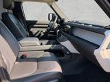 Land Rover Defender 110 D250 XS Edition AHK - Land Rover Defender: Edition
