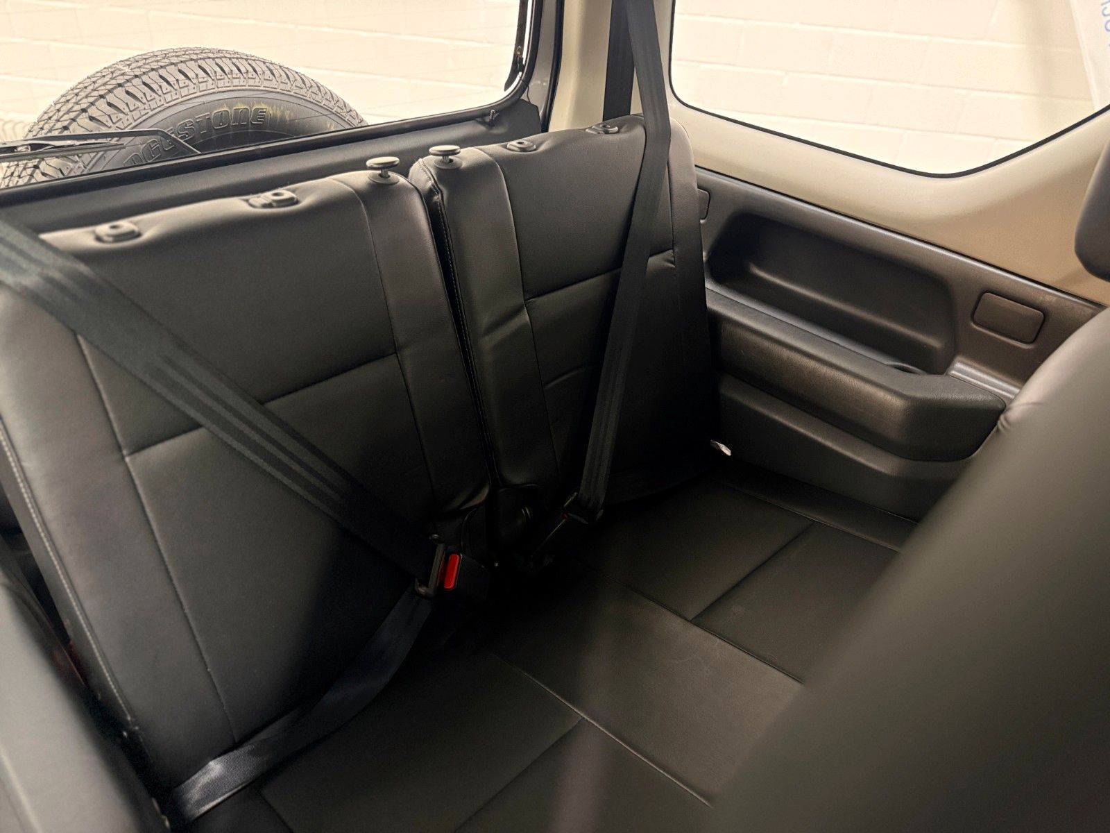 Fahrzeugabbildung Suzuki Jimny 1.3 4WD Style  / Sitzheizung