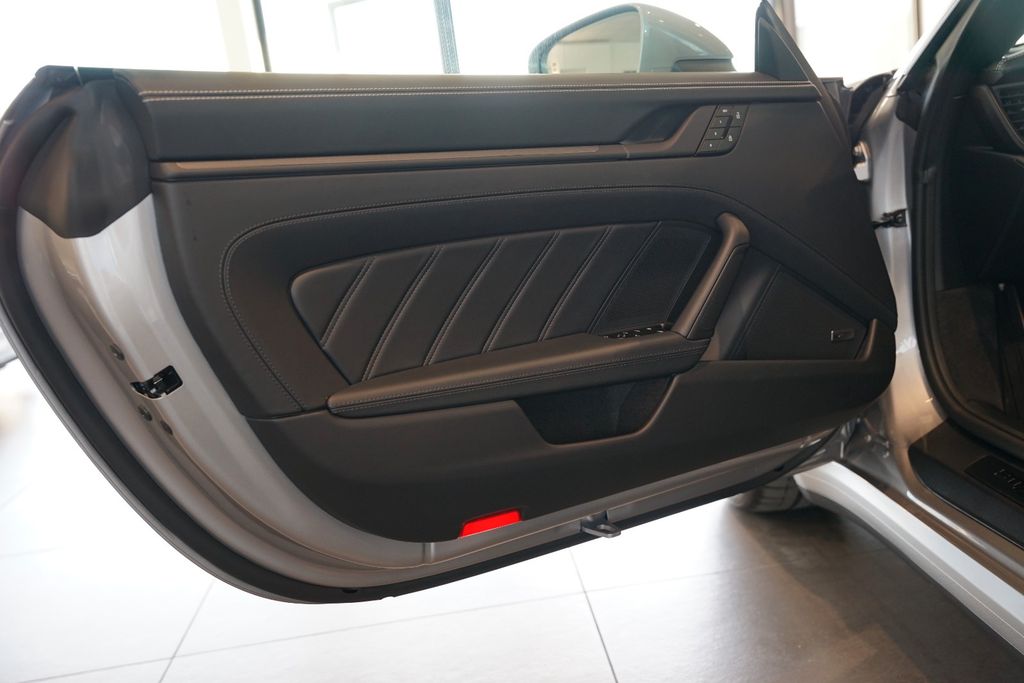 PORSCHE 992.2 Carrera GTS Cabriolet | InnoDrive | Carbon PORSCHE 992.2 Carrera GTS Cabriolet | InnoDrive | Carbon