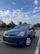 Ford Fiesta 1.3 Style Klima Allwetterreifen - Ford Fiesta aus 2008: ST