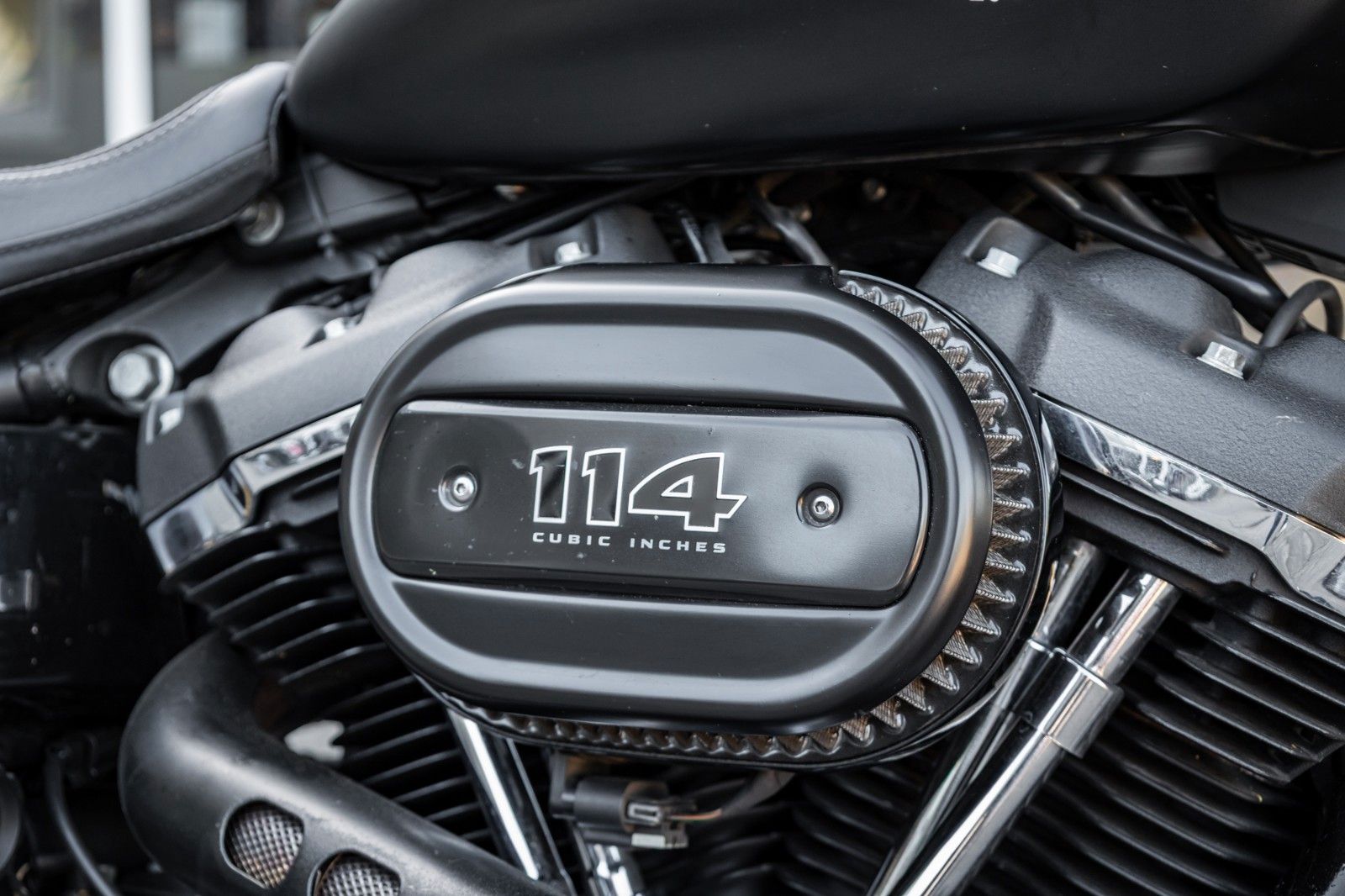Fahrzeugabbildung Harley-Davidson FXFBS FAT BOB 114 CUI SOFTAIL - Penzl - Avon