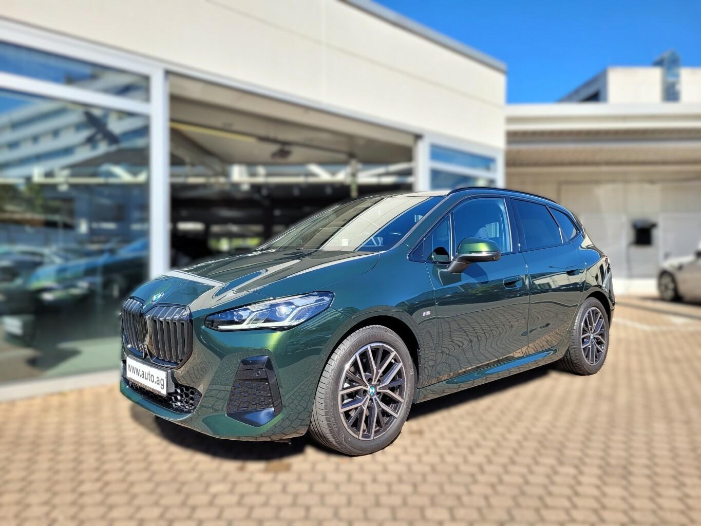 BMW 218 Active Tourer M Sport*AHK*HUD*360°Kamera*Pan