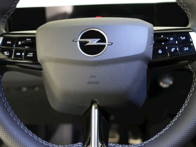 Astra L ST ULTIMATE HYBRID eDCT+HEAD-UP-DISPLAY+
