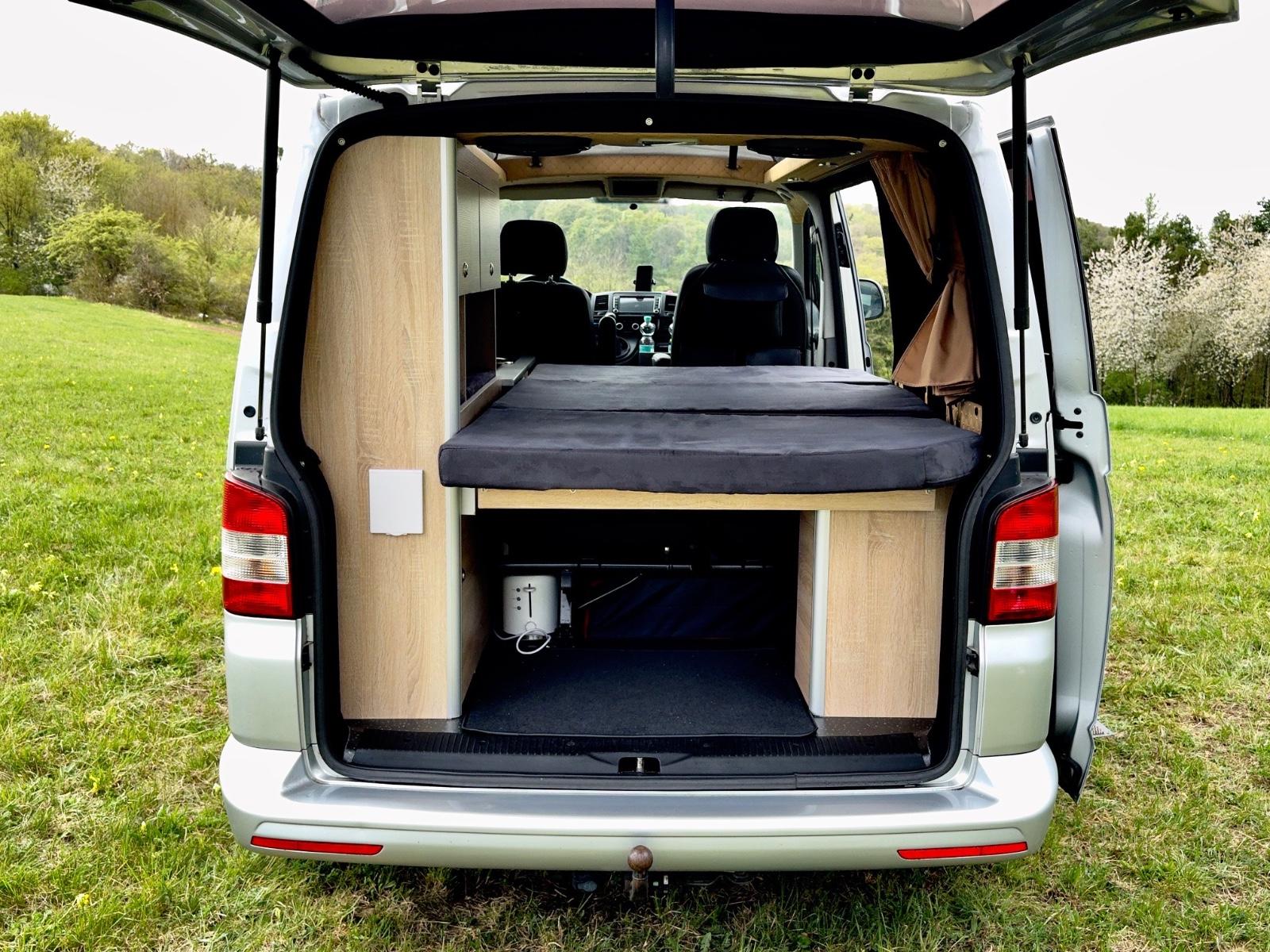 Volkswagen VW T5 Camper, Aufstelldach, Standheizung, AHK