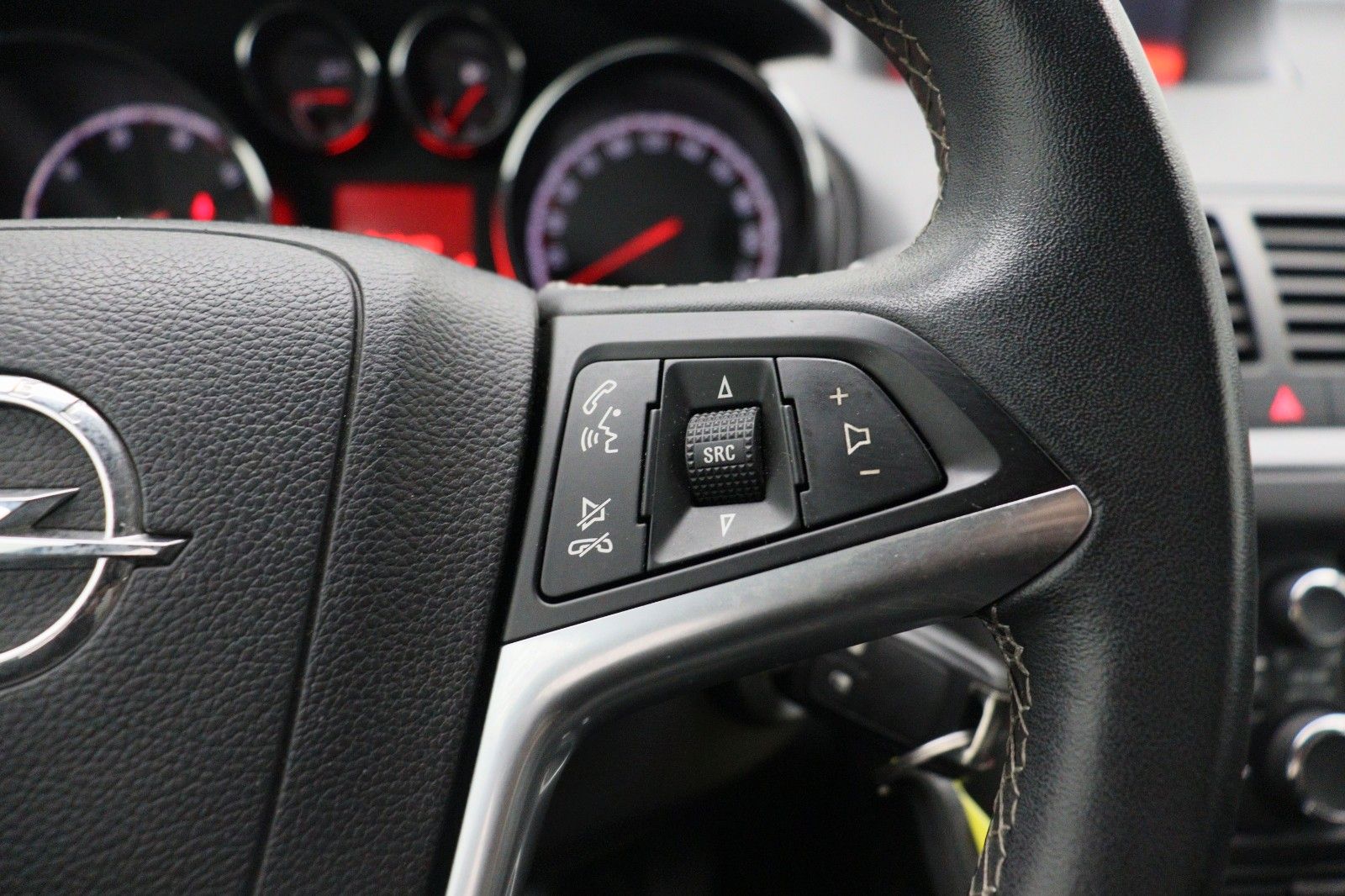Fahrzeugabbildung Opel Meriva Active
