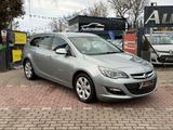 Opel Astra J Sports Tourer 2.0CDTI*Navi*Xenon*Temp.* - Opel Astra mit Diesel-Antrieb: Kombi, Tourer Sports Cdti