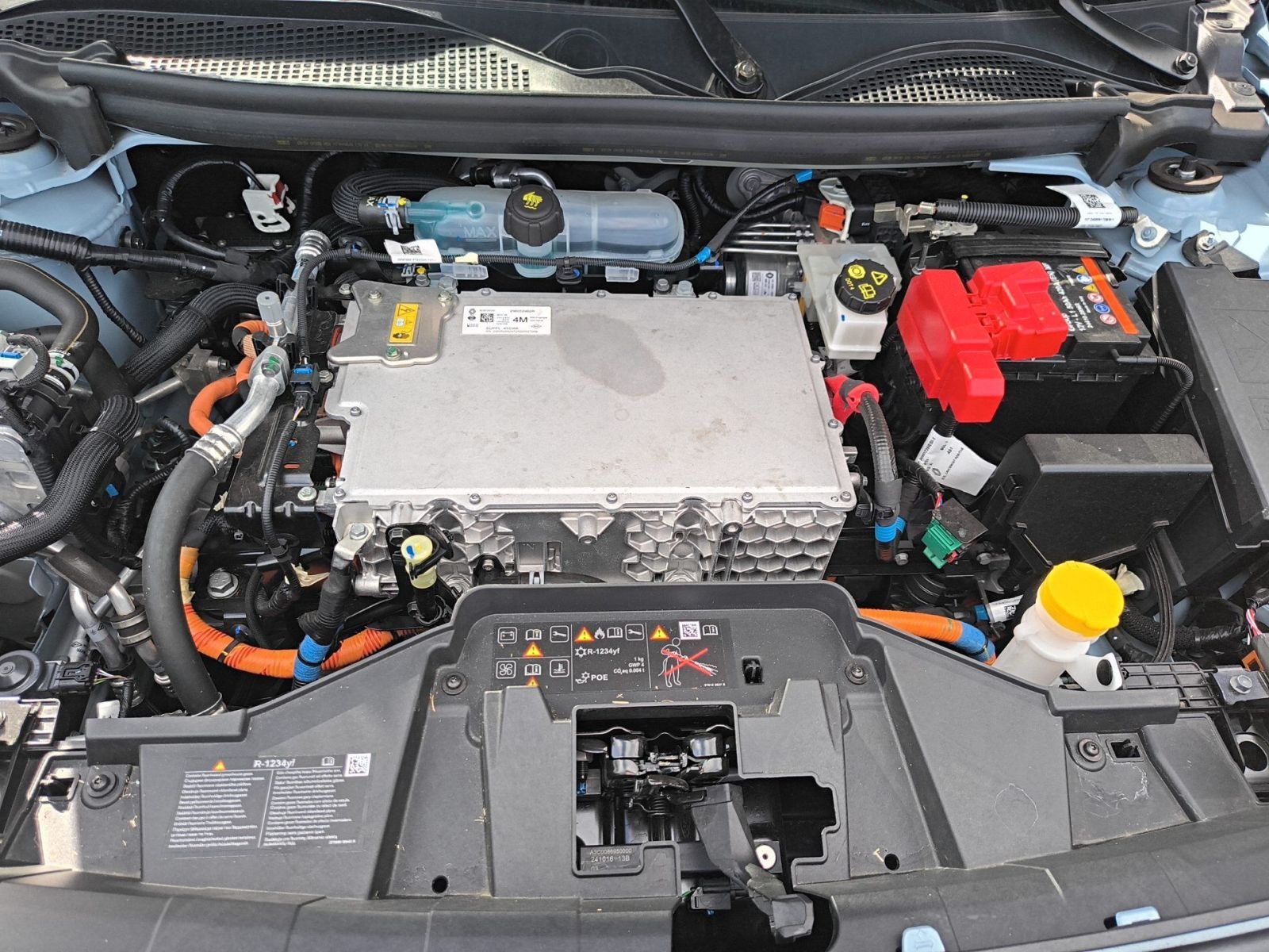 Fahrzeugabbildung Renault 4 E-Tech Techno 150 Comfort Range *NAVI*ALU*Ganz