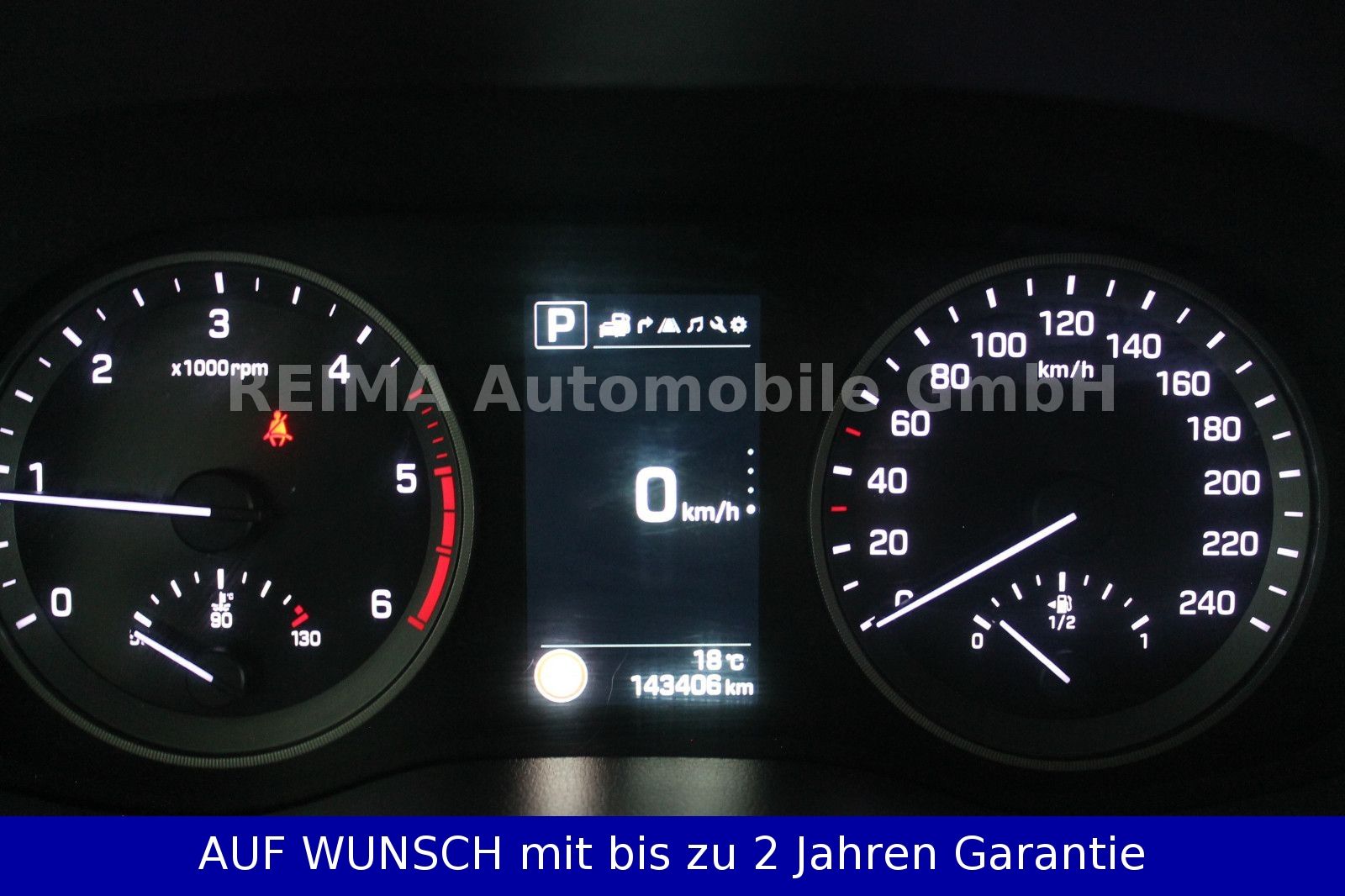 Fahrzeugabbildung Hyundai Tucson 1,7D blue Premium 2WD, Automatik, Xenon