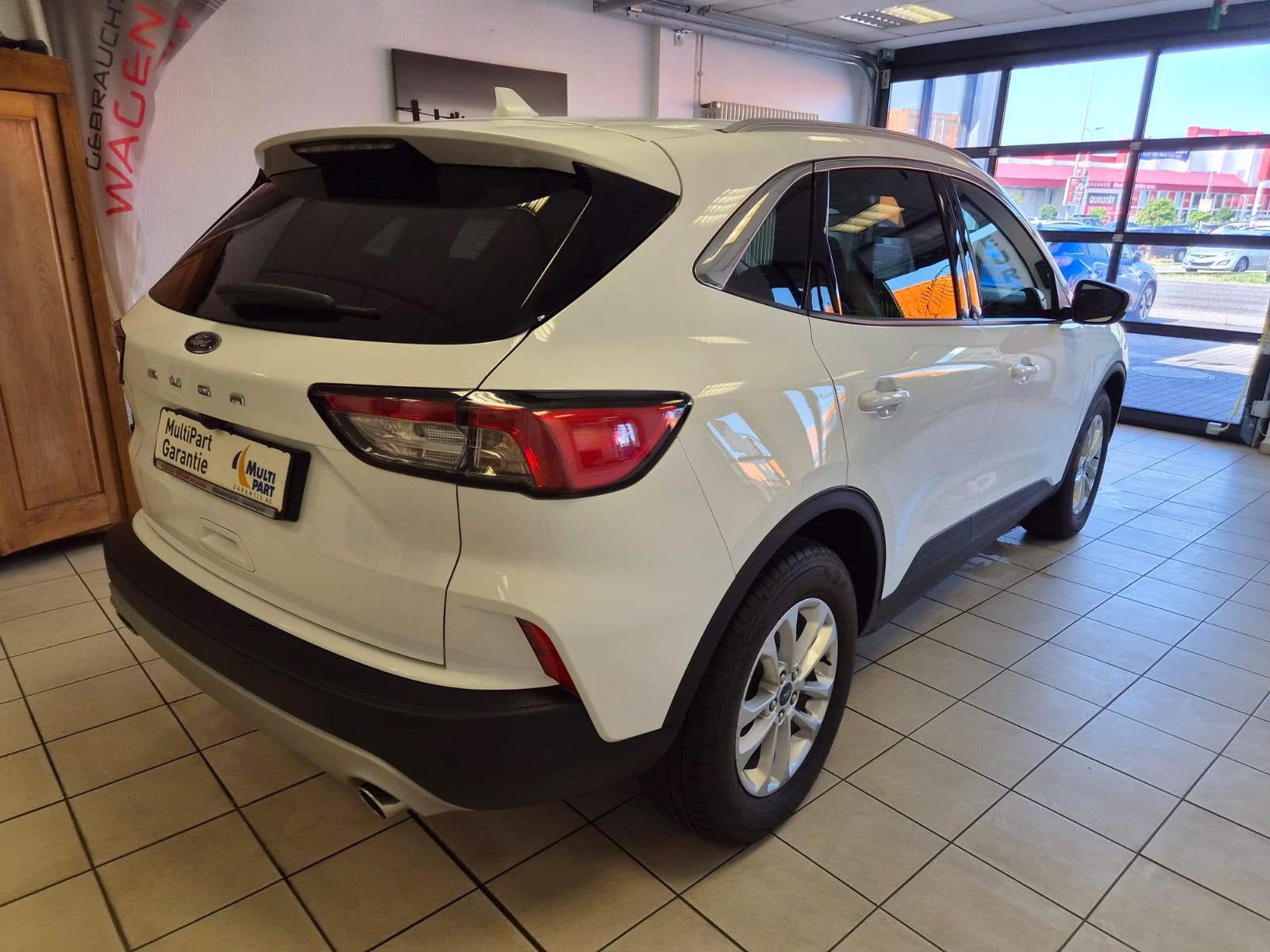 Fahrzeugabbildung Ford Kuga Titanium X / AUTOMATIK / GARANTIE / LED
