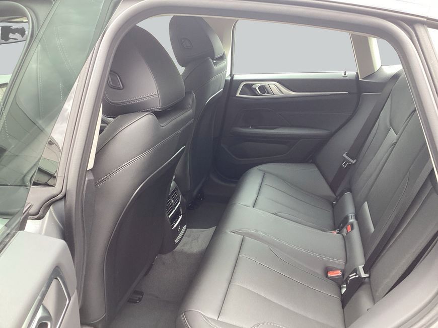 BMW i4 - Bild 13