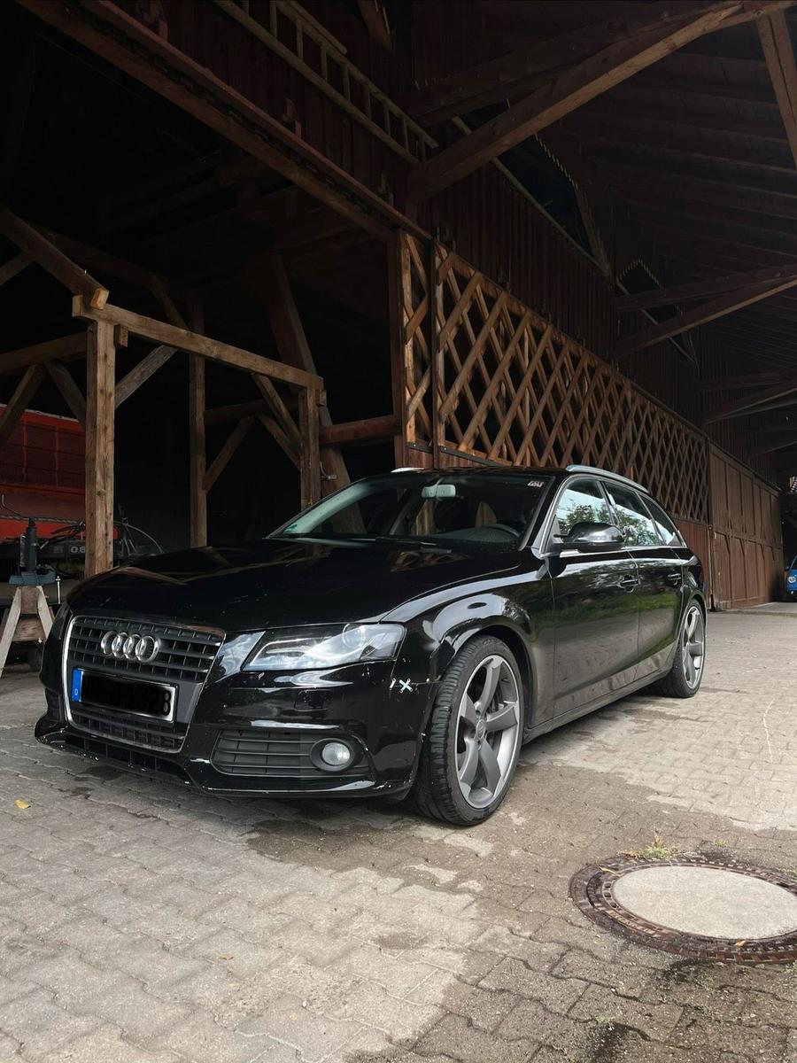 Audi A4 2009 — engine 143 HP (105kW)