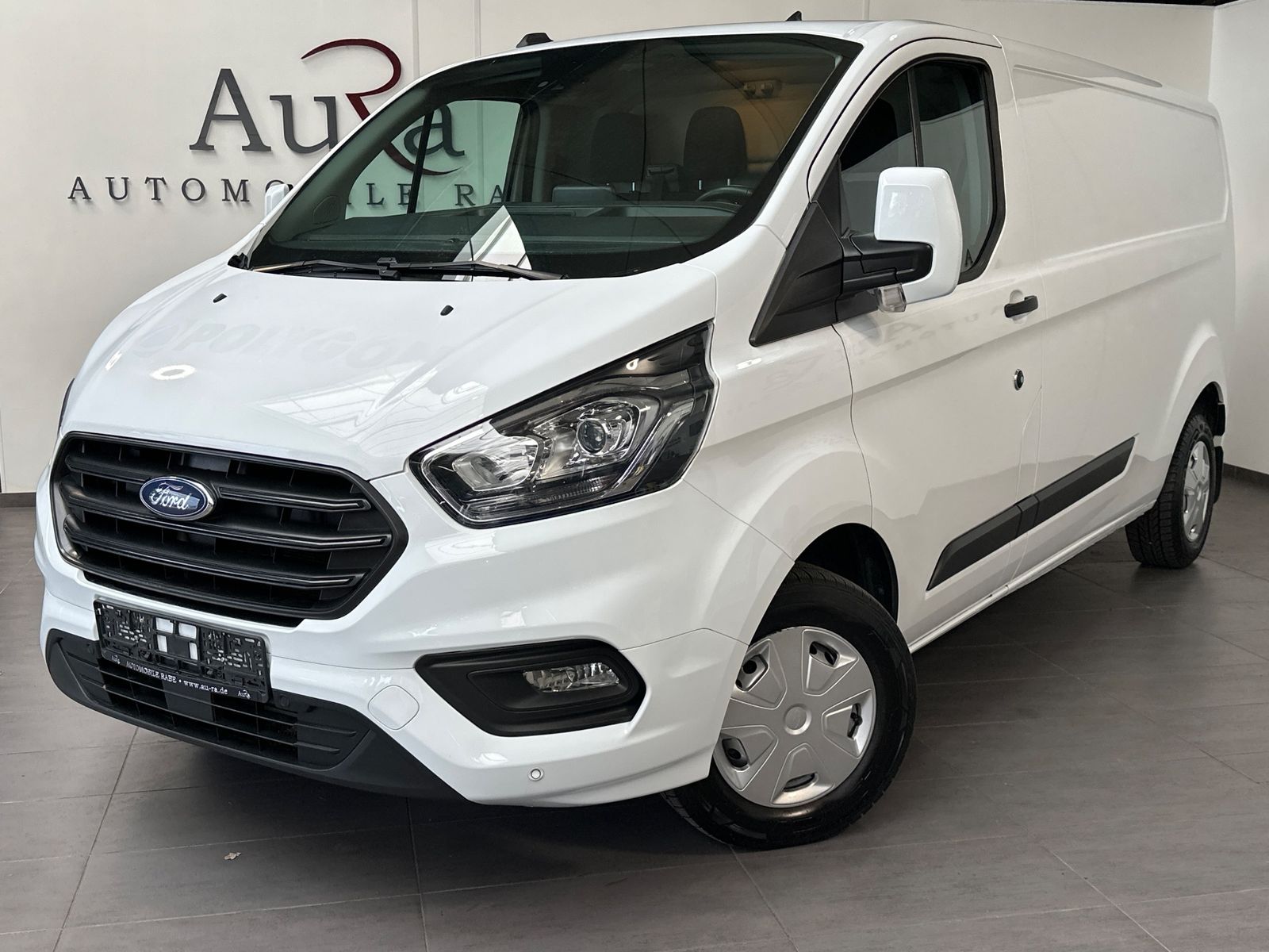 Fahrzeugabbildung Ford Transit Custom 300 L2 NAV+KLIMA+PDC+SHZ+CARPLAY