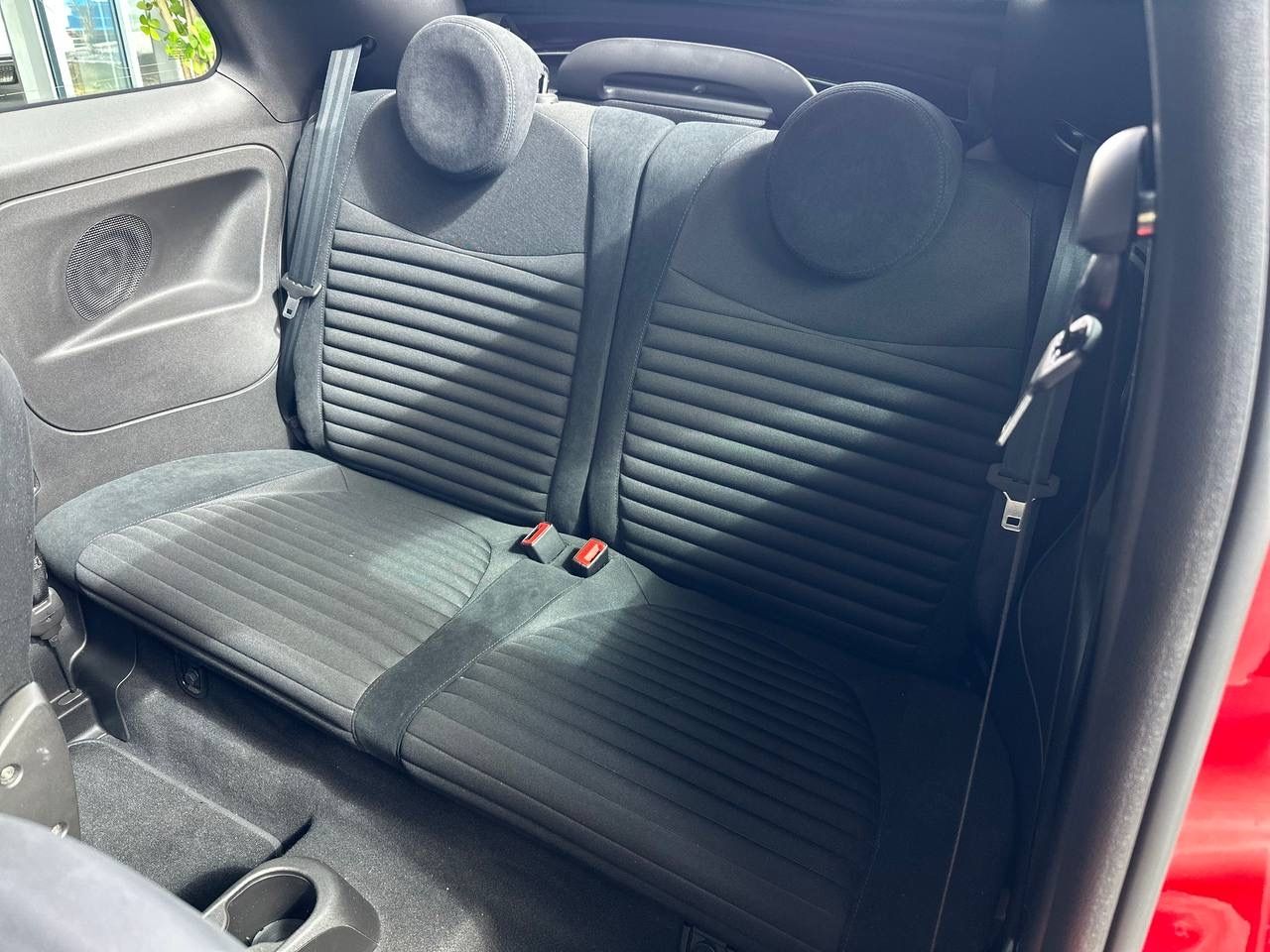 Fahrzeugabbildung Abarth 695C BEATS KLIMA NAVI 17" ALU