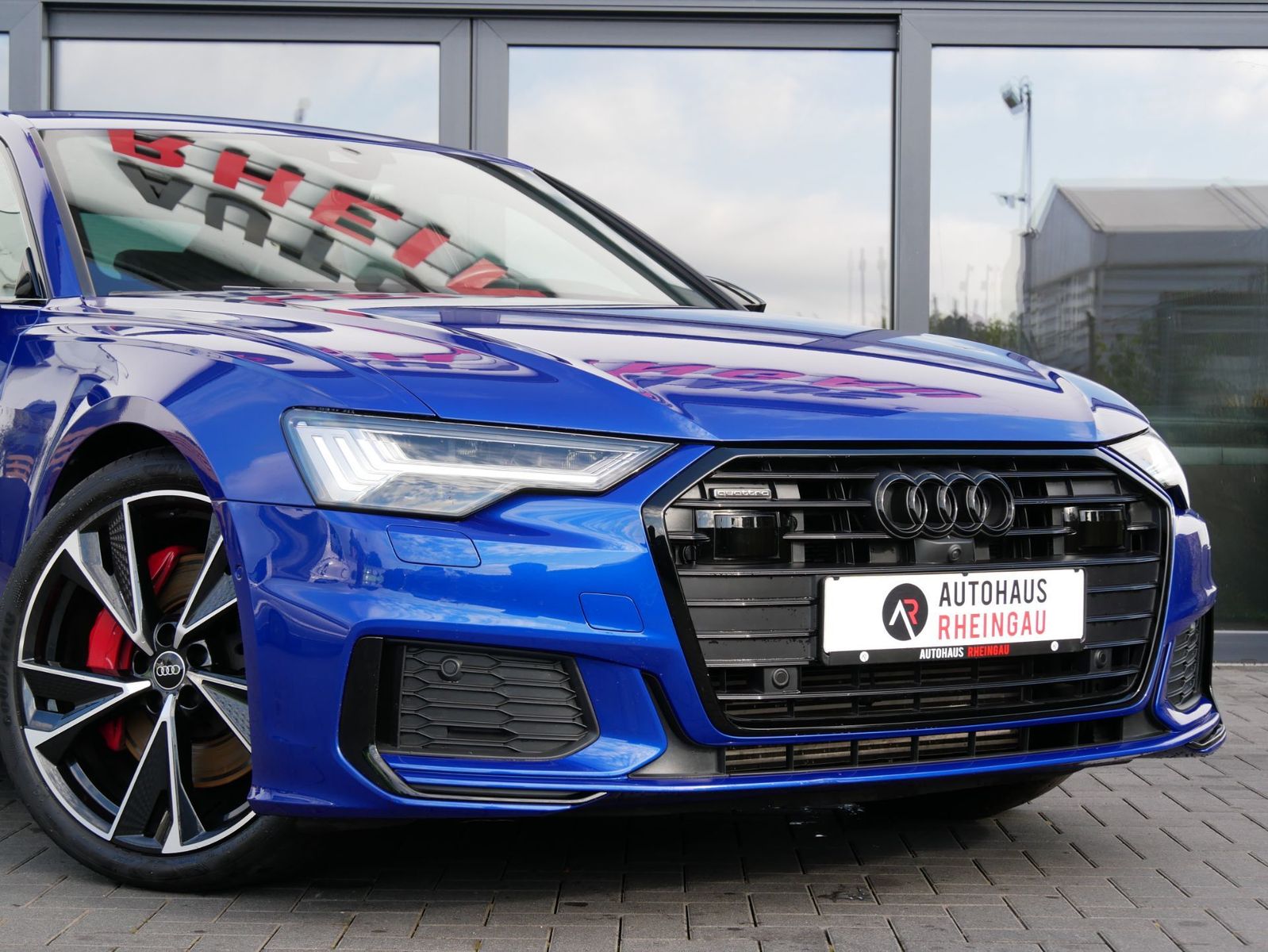 Fahrzeugabbildung Audi A6 55 TFSI e quattro sport MATRIX LED 21" B&O