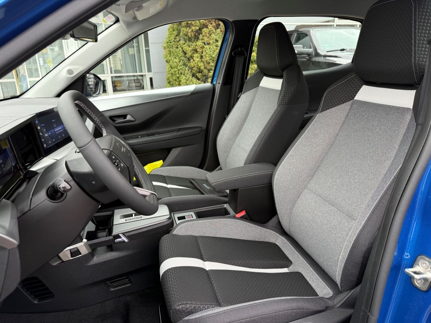Fahrzeugabbildung Opel Frontera Edition 1.2 SHZ+LHZ+Kamera+Allwetter
